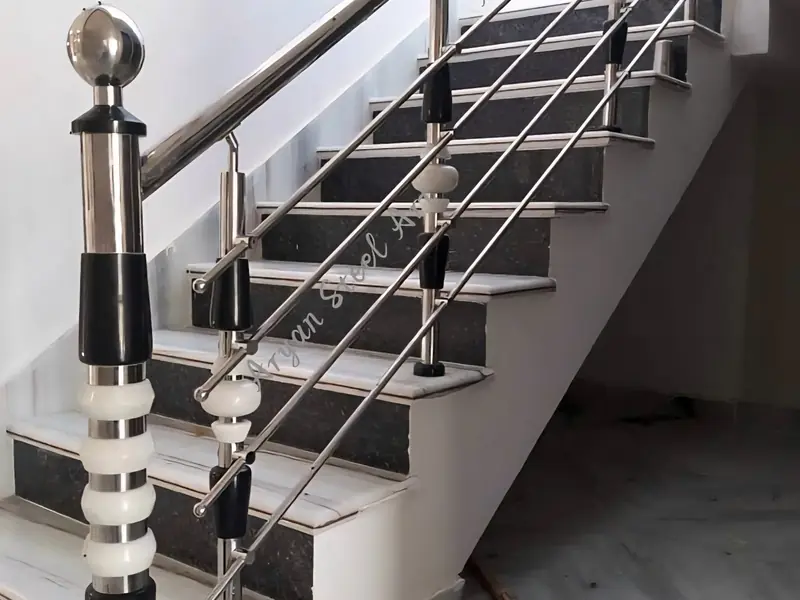 Stainless steel railing in darbhanga